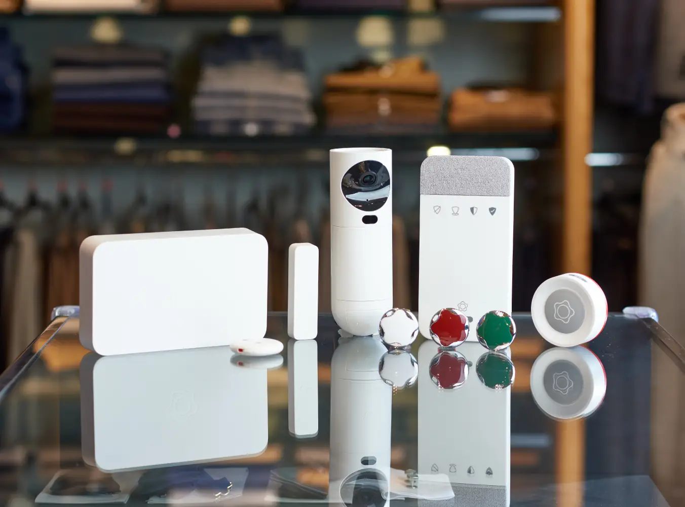 ladron siendo disuadido