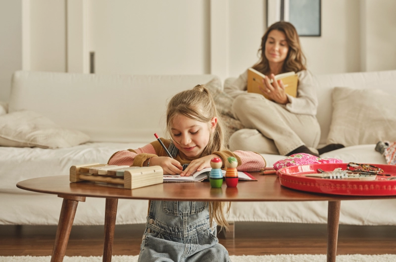 niños pequeños panel de control